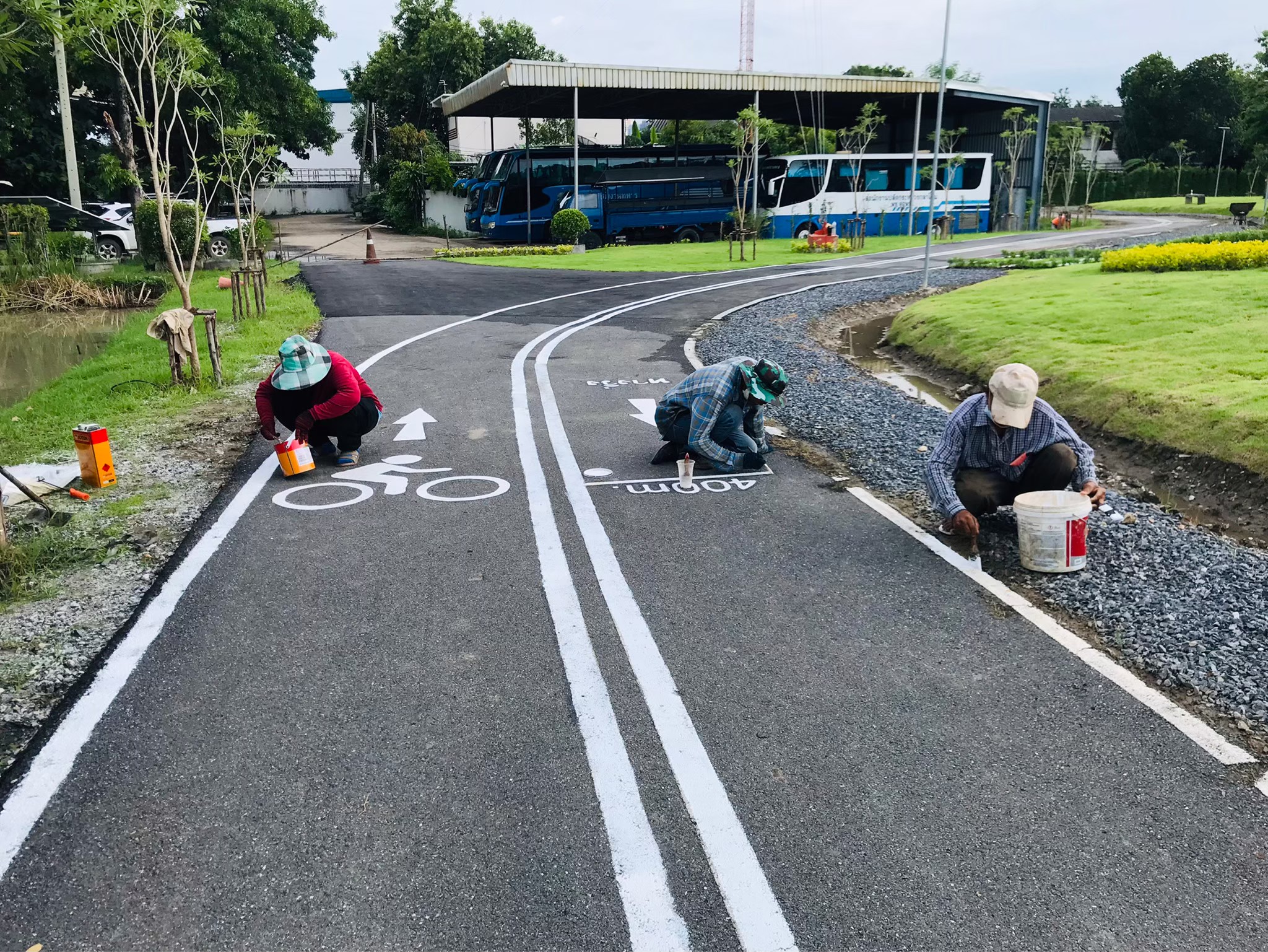บริการรับทำถนน ลานจอดรถ